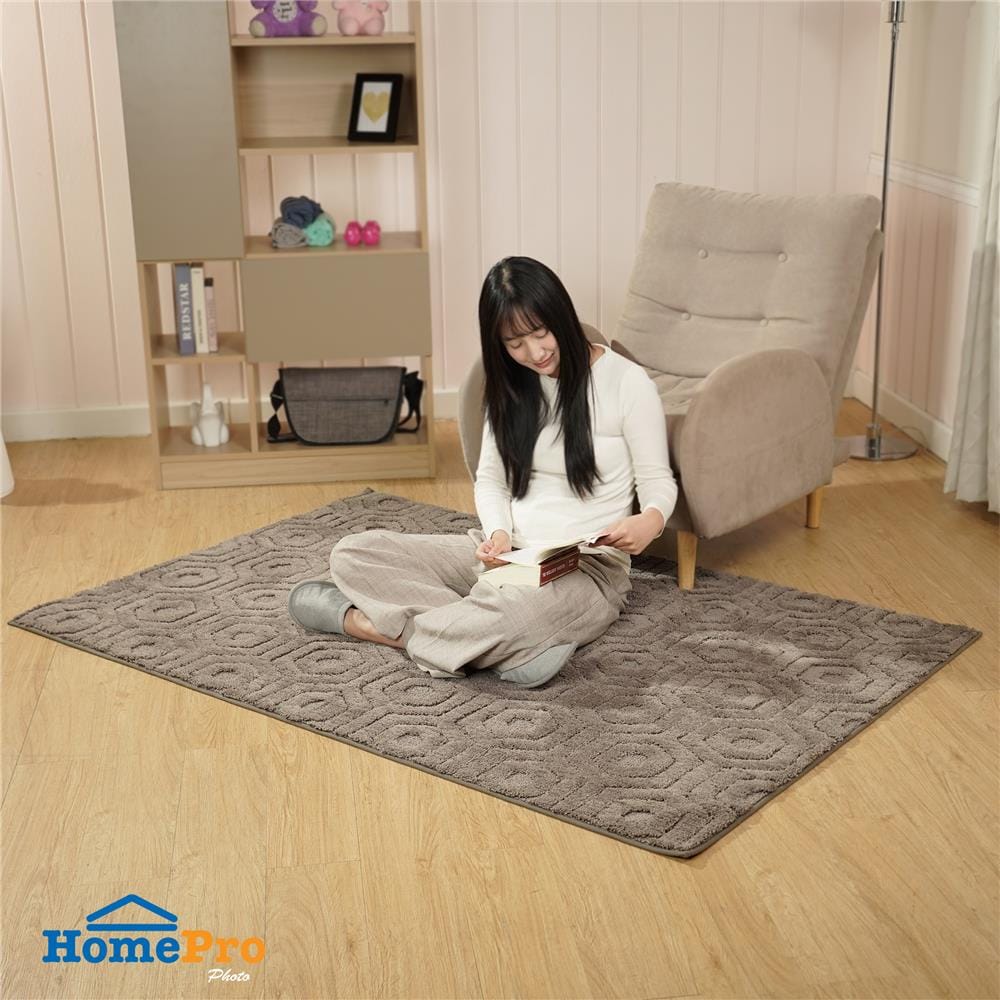 พรม HOME LIVING STYLE BEEVA 120x180 ซม. สีน้ำตาล