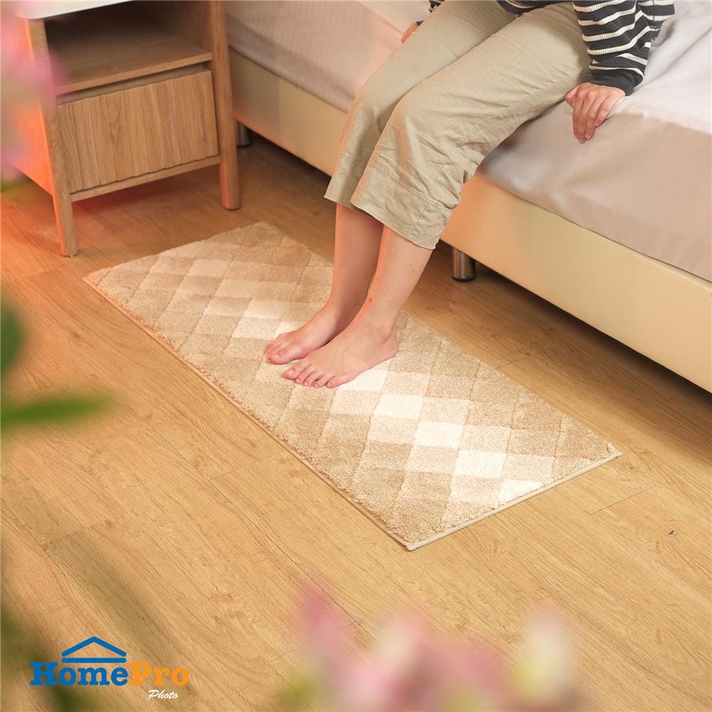 พรม HOME LIVING STYLE DIAMOND 45x120 ซม. สีครีม
