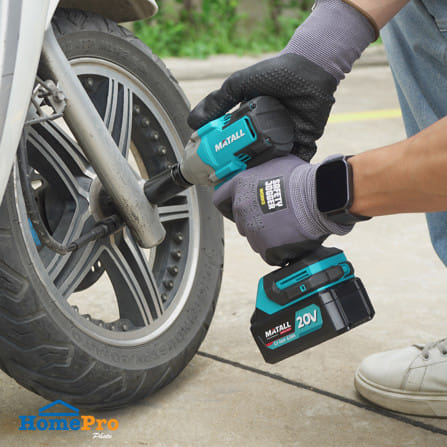 บล็อคกระแทกไร้สาย (พร้อมแบตเตอรี่และแท่นชาร์จ) MATALL PRO M20V520 20 โวลต์_4