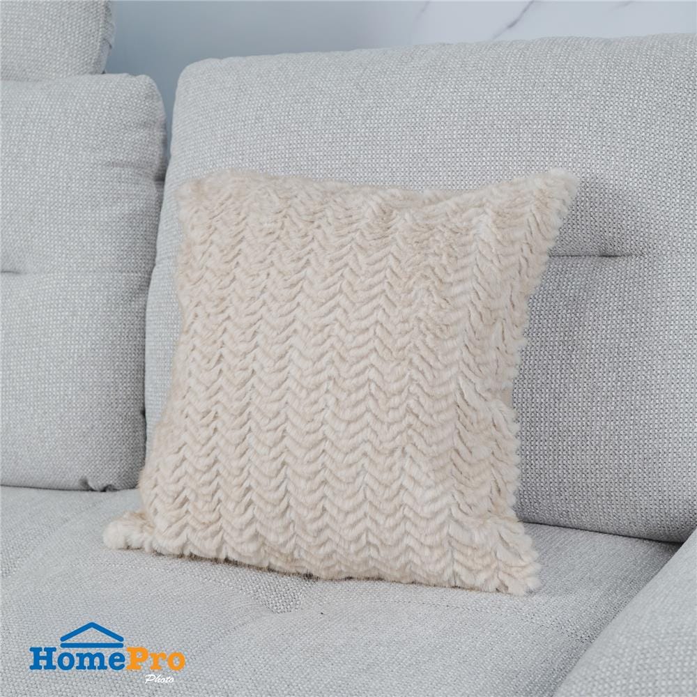 ปลอกหมอนอิง HOME LIVING STYLE GRIFF 18x18 นิ้ว สีน้ำตาล