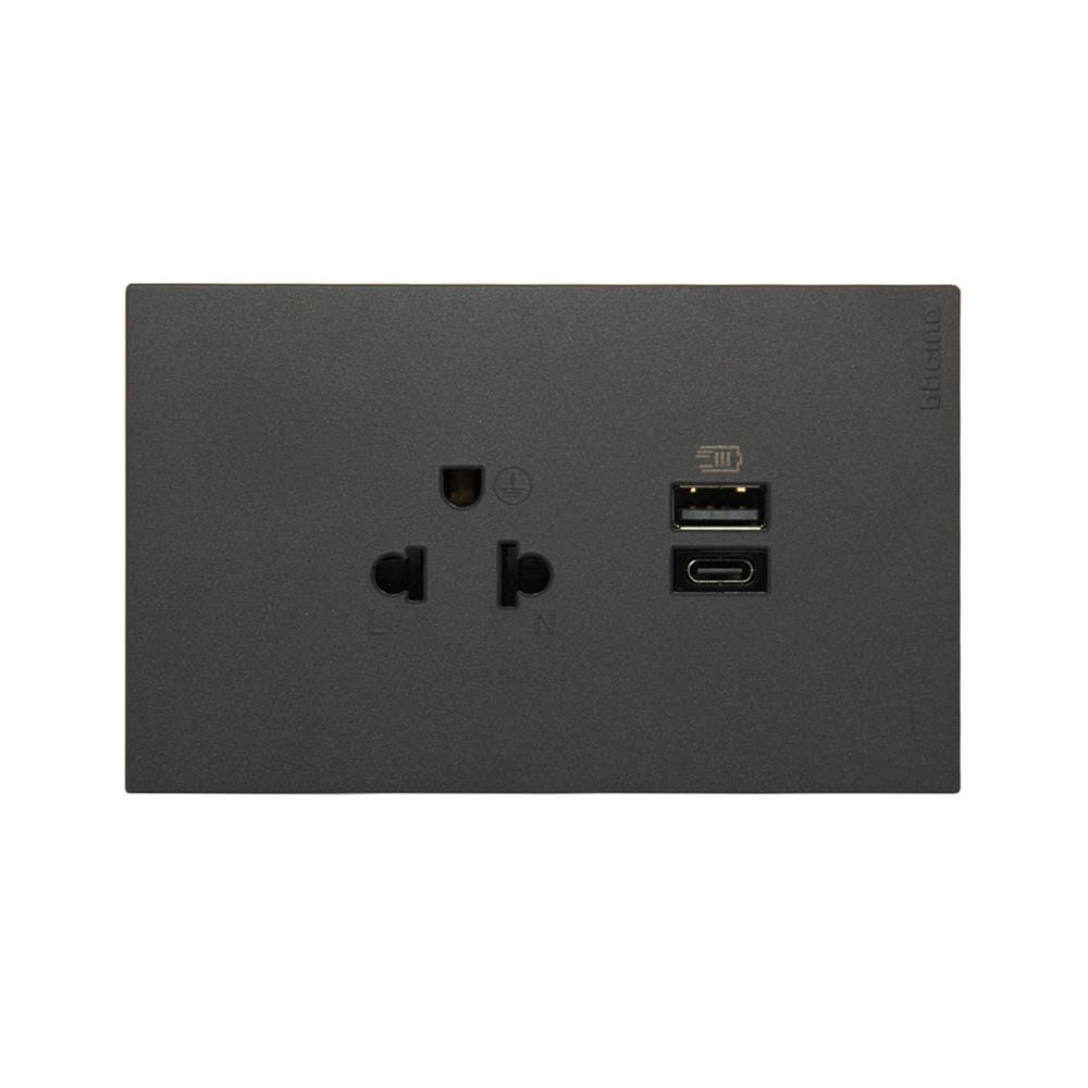 ชุดเต้ารับเดี่ยว 3 ขา พร้อม USB TYPE A + TYPE C BTICINO NEXY SQG4126AC สีดำ