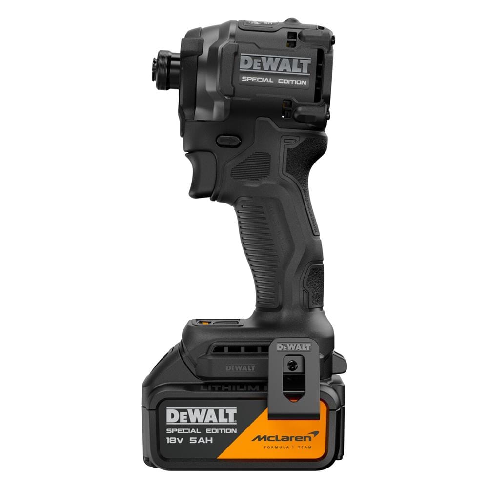 ไขควงกระแทกไร้สาย (พร้อมแบตเตอรี่และแท่นชาร์จ) DEWALT MCLAREN DCF86MP1T-QW 18 โวลต์