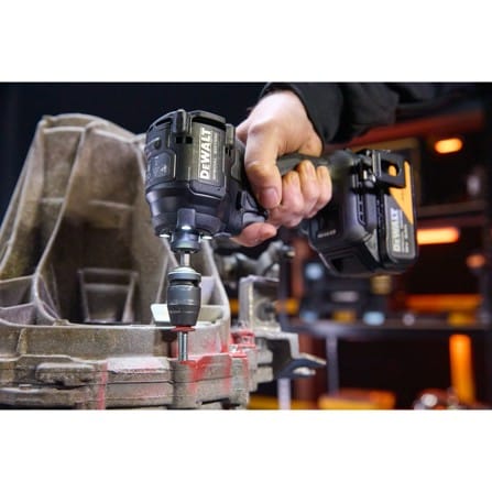 ไขควงกระแทกไร้สาย (พร้อมแบตเตอรี่และแท่นชาร์จ) DEWALT MCLAREN DCF86MP1T-QW 18 โวลต์_7