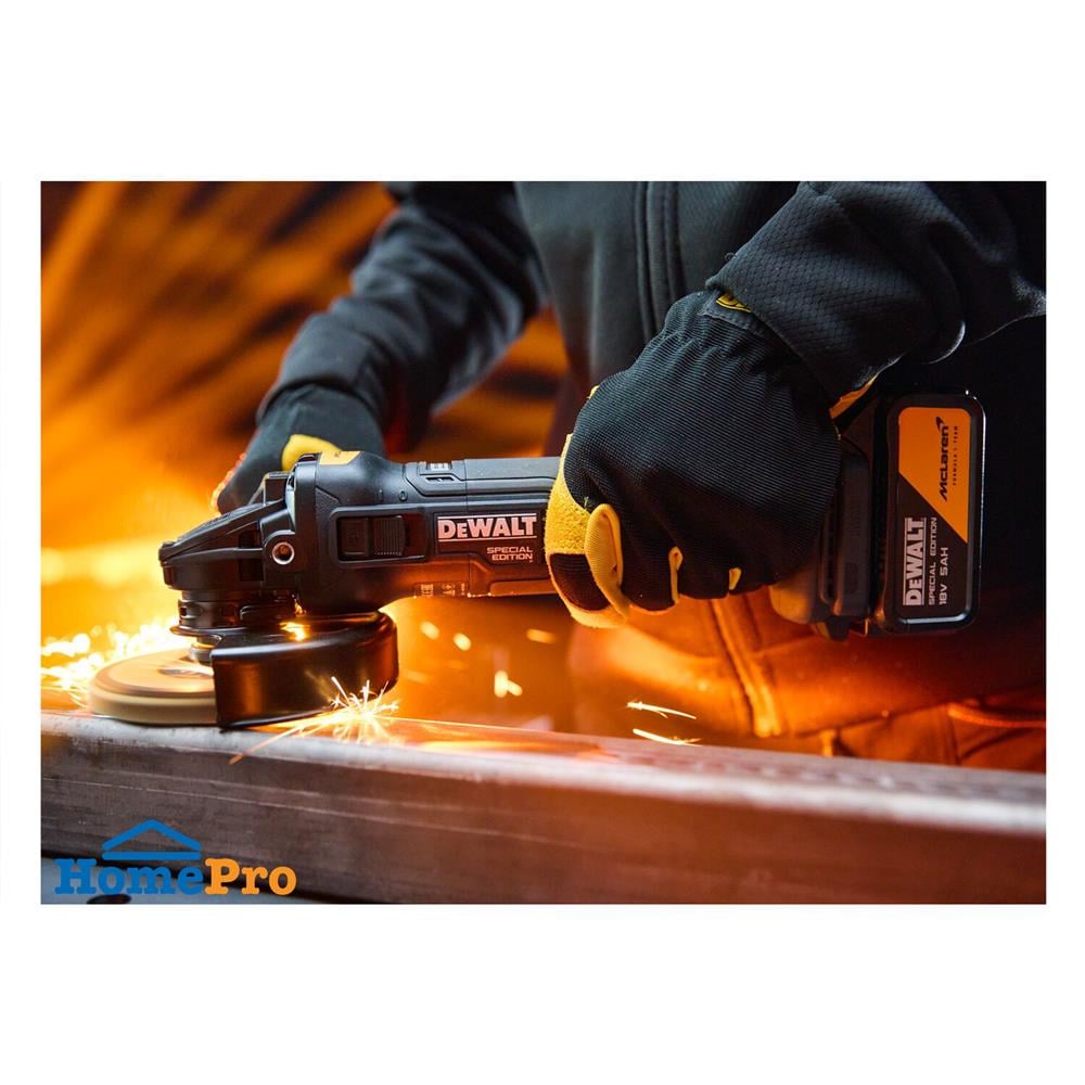 เครื่องเจียรไร้สาย (พร้อมแบตเตอรี่และแท่นชาร์จ) DEWALT MCLAREN DCG45MP1T-B1 18 โวลต์ (สูงสุด 20 โวลต์)