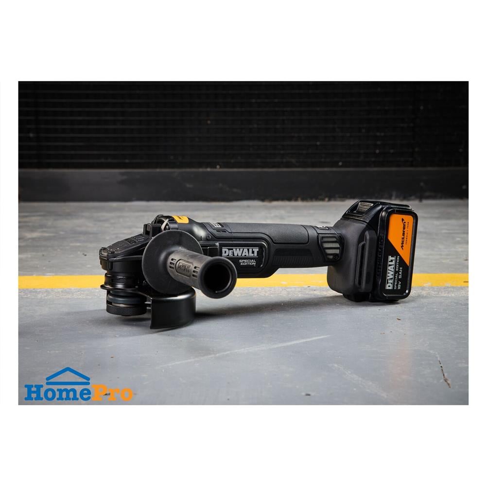 เครื่องเจียรไร้สาย (พร้อมแบตเตอรี่และแท่นชาร์จ) DEWALT MCLAREN DCG45MP1T-B1 18 โวลต์ (สูงสุด 20 โวลต์)