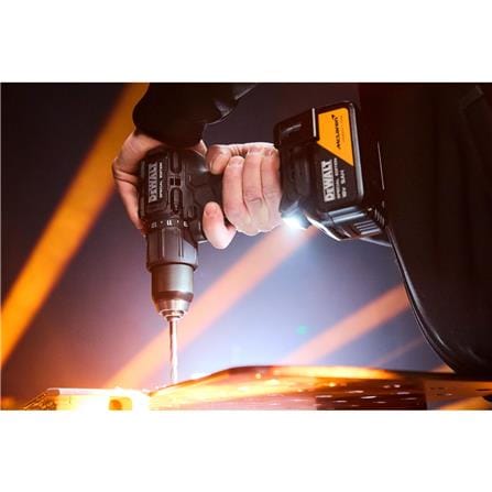 สว่านกระแทกไร้สาย (พร้อมแบตเตอรี่) DEWALT MCLAREN DCD86MP1T-QW 18 โวลต์_4