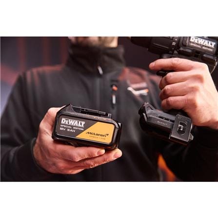 สว่านกระแทกไร้สาย (พร้อมแบตเตอรี่) DEWALT MCLAREN DCD86MP1T-QW 18 โวลต์_9