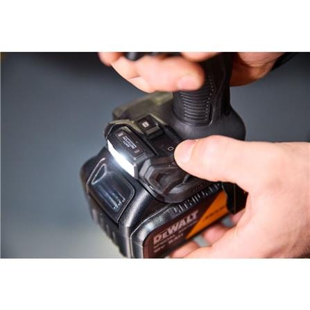 สว่านกระแทกไร้สาย (พร้อมแบตเตอรี่) DEWALT MCLAREN DCD86MP1T-QW 18 โวลต์_12