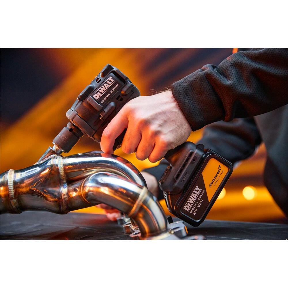 บล็อกไฟฟ้าไร้สาย (พร้อมแบตเตอรี่) DEWALT MCLAREN DCF92MP2T-QW 18 โวลต์