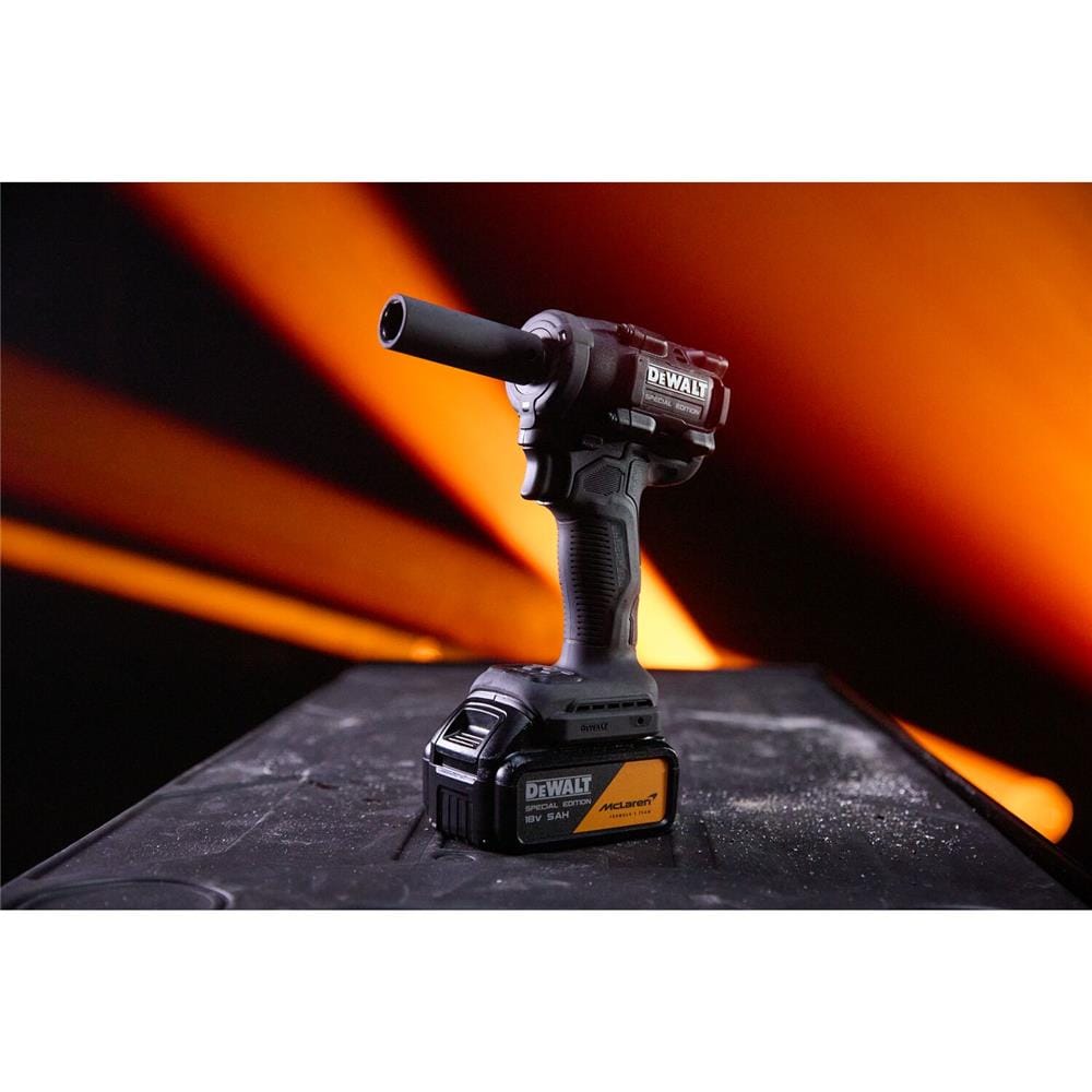 บล็อกไฟฟ้าไร้สาย (พร้อมแบตเตอรี่) DEWALT MCLAREN DCF92MP2T-QW 18 โวลต์