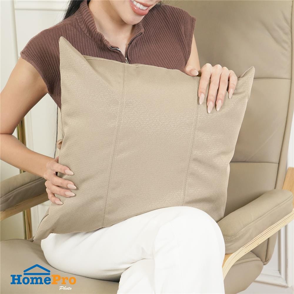 หมอนอิง HOME LIVING STYLE TADIO 18x18 นิ้ว สีน้ำตาล