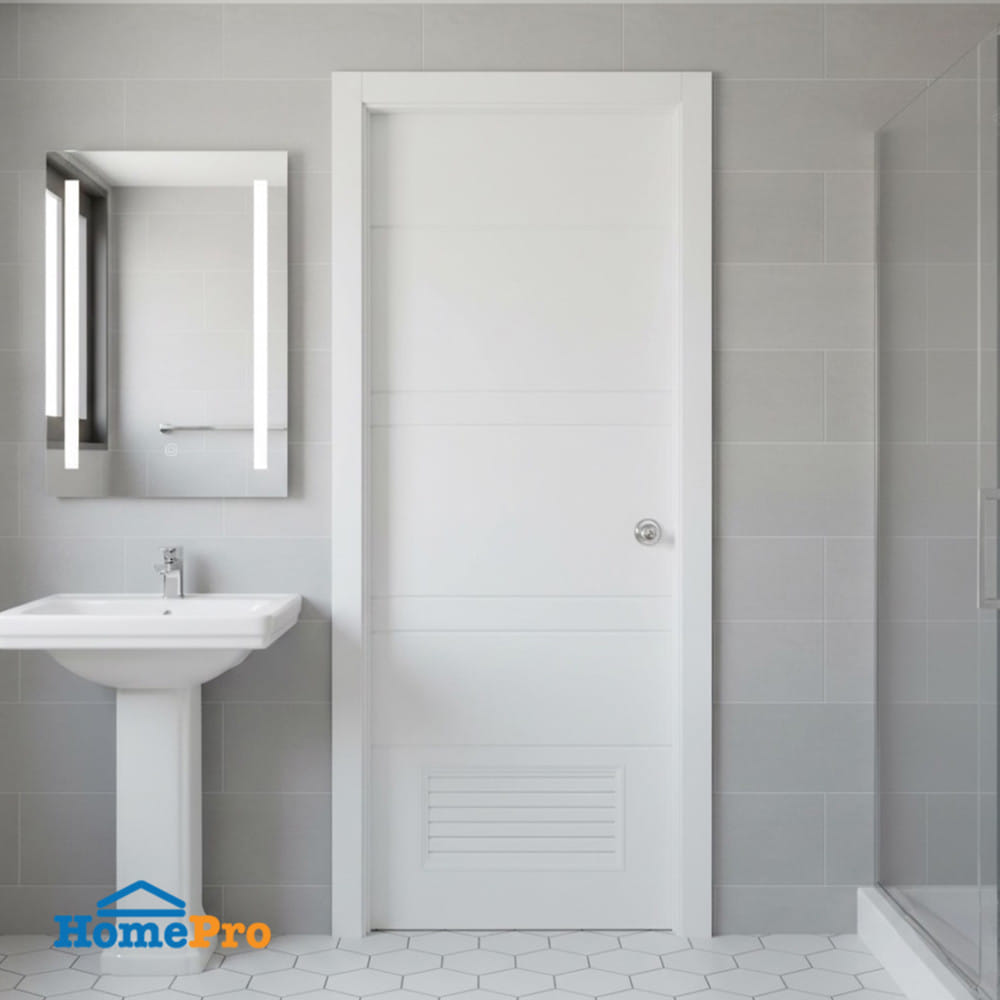 ประตูห้องน้ำ UPVC เจาะลูกบิด MODERNWOOD MLIR010 70x200 เกล็ดล่าง สีขาว