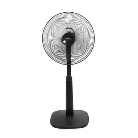 พวงหรีดพัดลมสไลด์ 16 นิ้ว HATARI S16M1 สีดำ_1