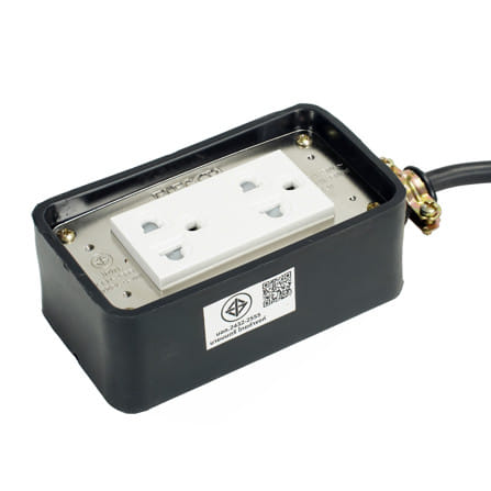 บล็อคยาง 2x4 พร้อมสาย VCT 3x1.5 2 ช่อง ELECKTA 20 เมตร_1