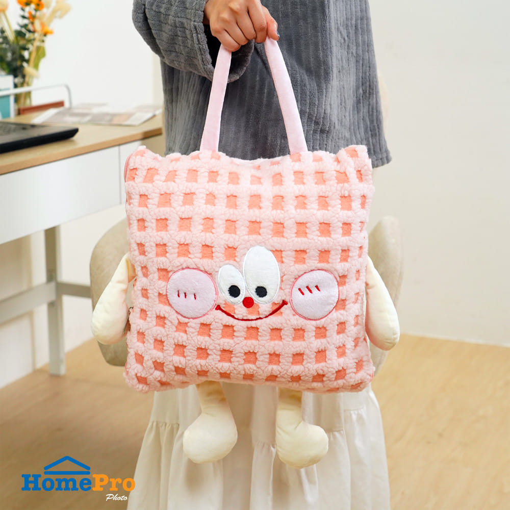 หมอนอิงผ้าห่ม SNAZZ TATO 15x15 นิ้ว สีชมพู