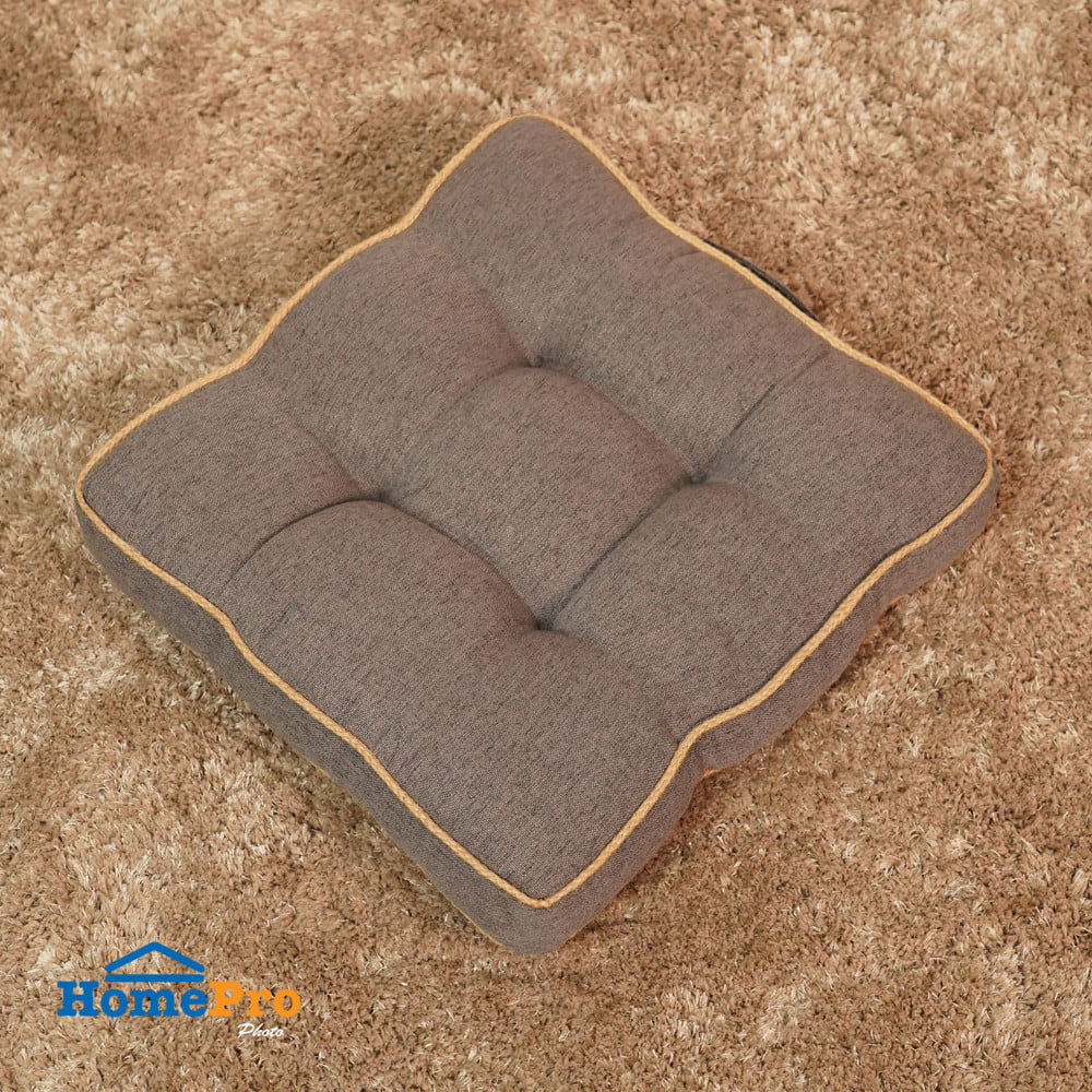 เบาะรองนั่ง HOME LIVING STYLE CREST 16x16 นิ้ว สีเทา