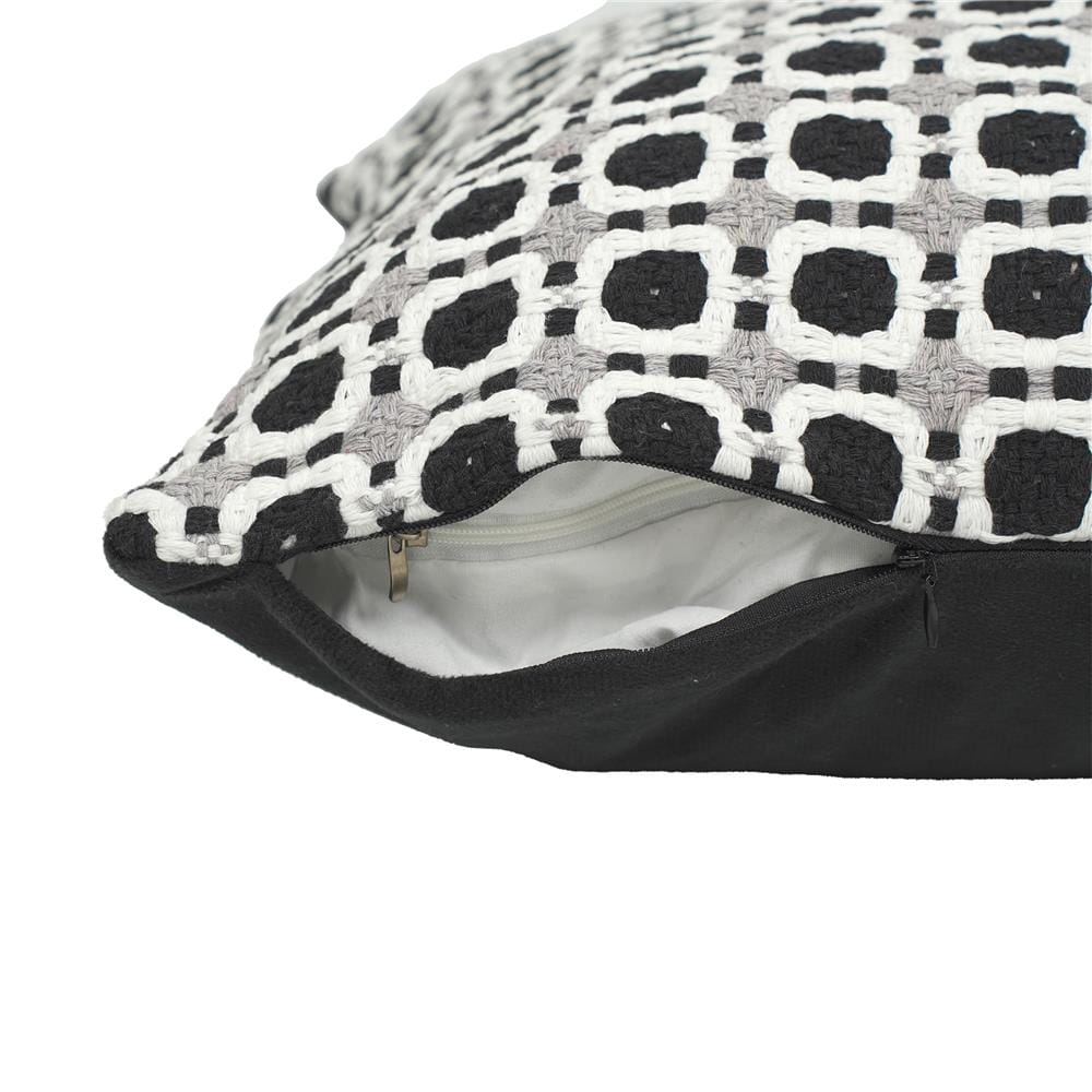 หมอนอิง HOME LIVING STYLE LEAFY 17x17 นิ้ว สีดำ