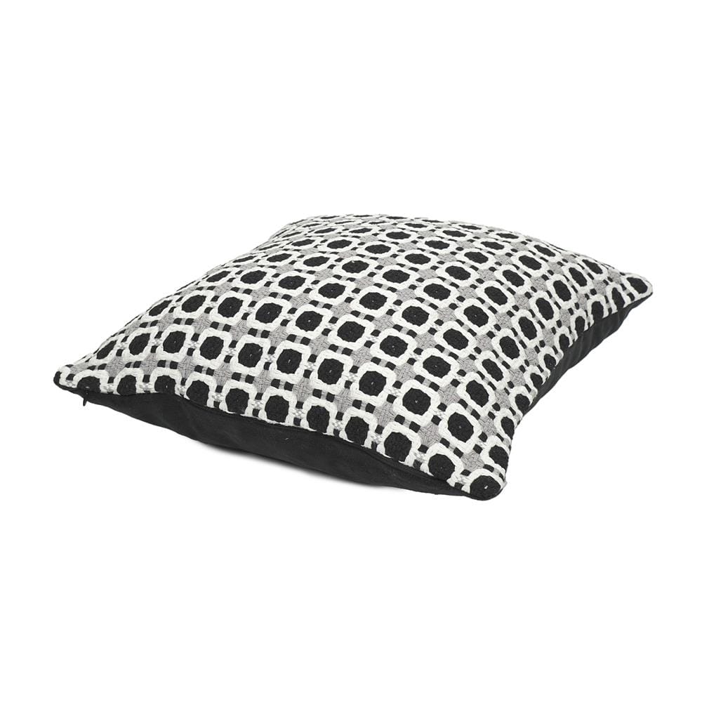 หมอนอิง HOME LIVING STYLE LEAFY 17x17 นิ้ว สีดำ