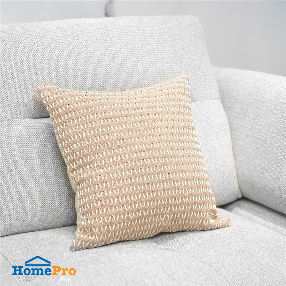 หมอนอิง HOME LIVING STYLE WICKER 17x17 นิ้ว สีครีม