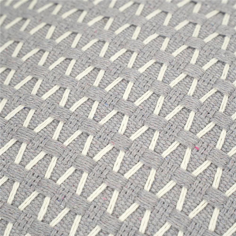 หมอนอิง HOME LIVING STYLE WICKER 17x17 นิ้ว สีเทา
