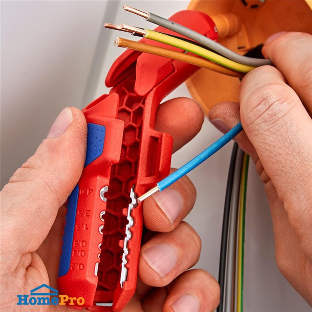 คีมปอกสายไฟอเนกประสงค์ KNIPEX 16 95 01 SB 8.0-13.0 มม.