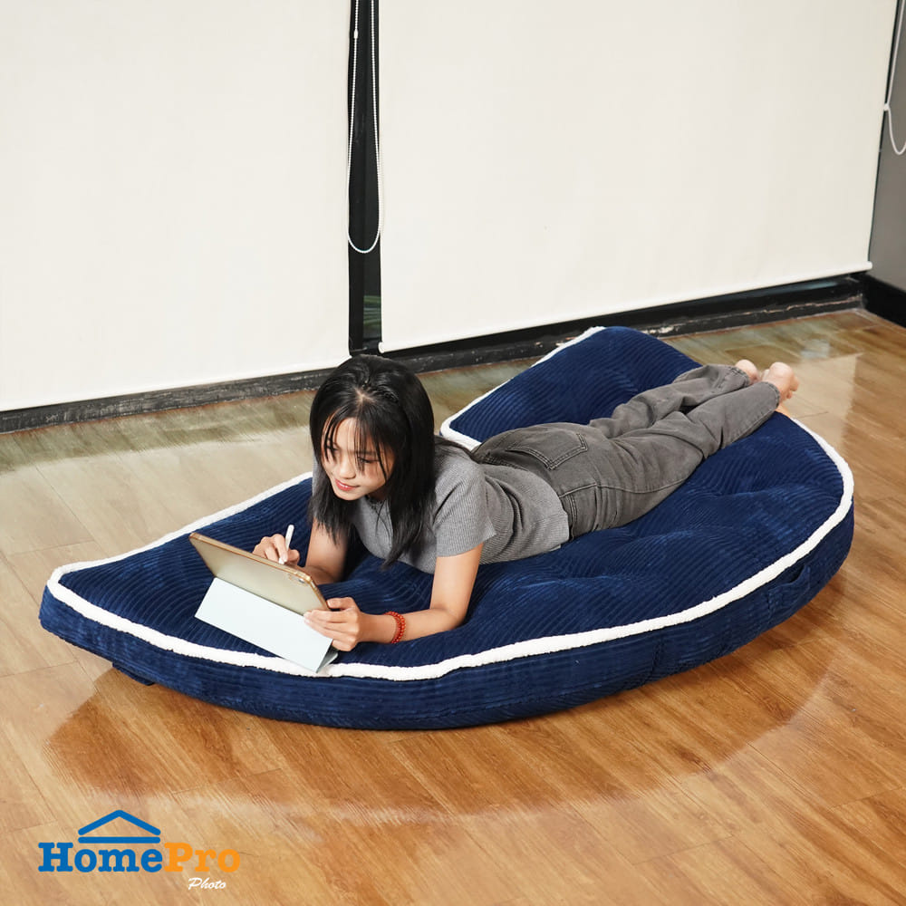 เบาะรองนั่ง HOME LIVING STYLE MOJI 34x43 นิ้ว สีน้ำเงิน