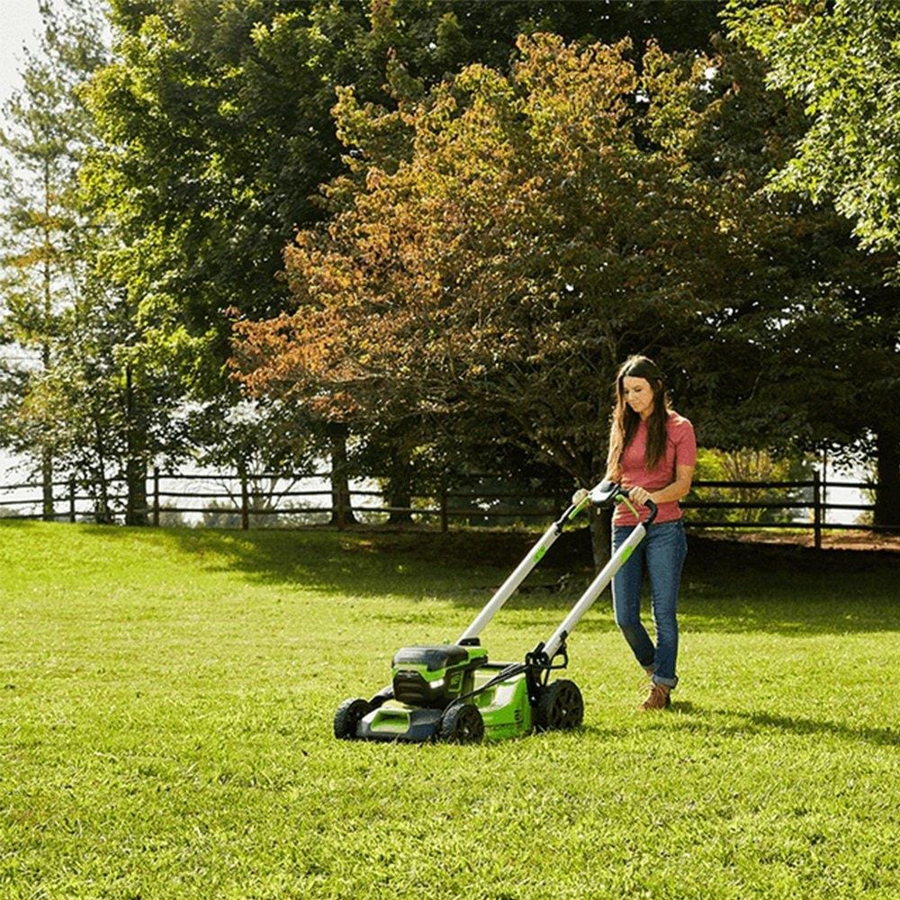 รถตัดหญ้าเดินอัตโนมัติไร้สาย (เฉพาะตัวเครื่อง) GREENWORKS 60 โวลต์