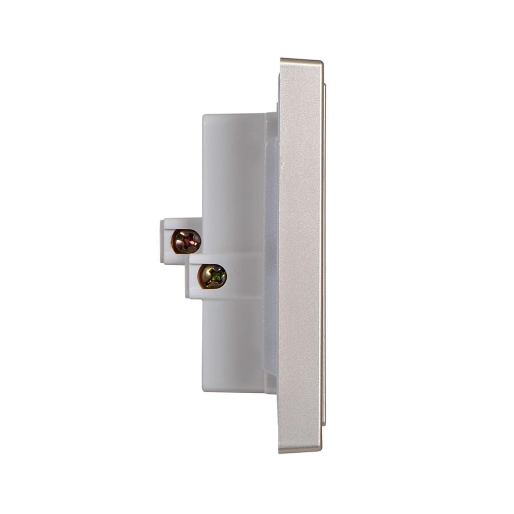 ชุดเต้ารับคู่ 3 ขา พร้อม USB-A และ TYPE-C SIMON SIMi7-102LUSBC-G สีแชมเปญ