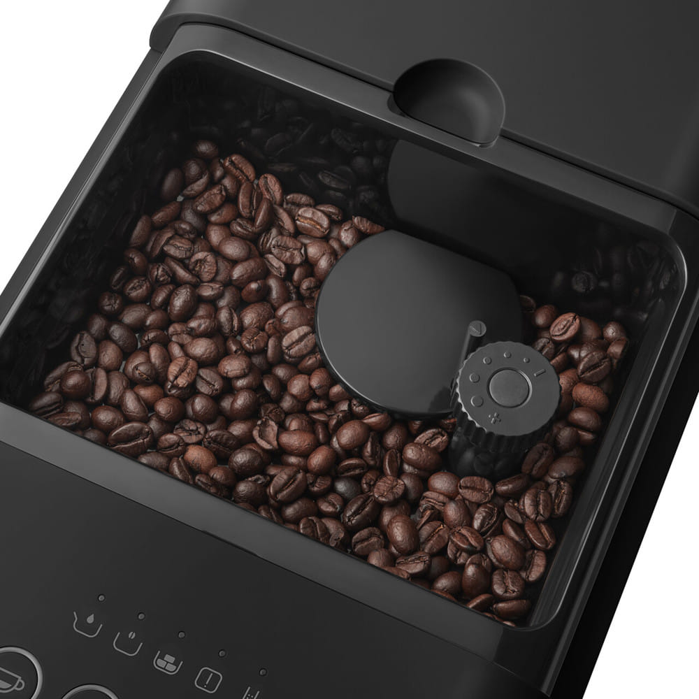 เครื่องชงกาแฟอัตโนมัติ SMEG BCC12BLMEU สีดำ