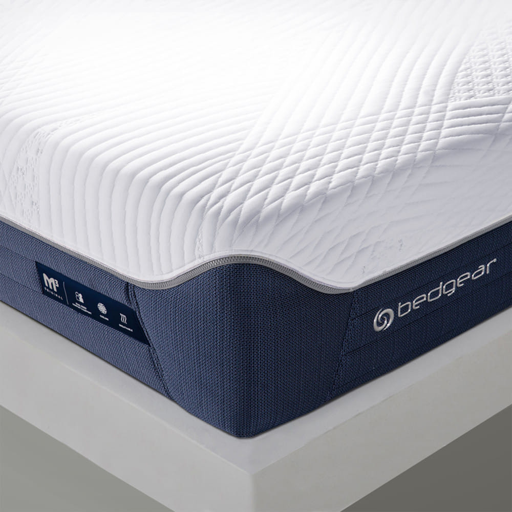 ที่นอนพ็อกเก็ตสปริง 5 ฟุต  BED GEAR รุ่น M3 2.0 (พร้อมหมอนหนุน 2 ใบ)
