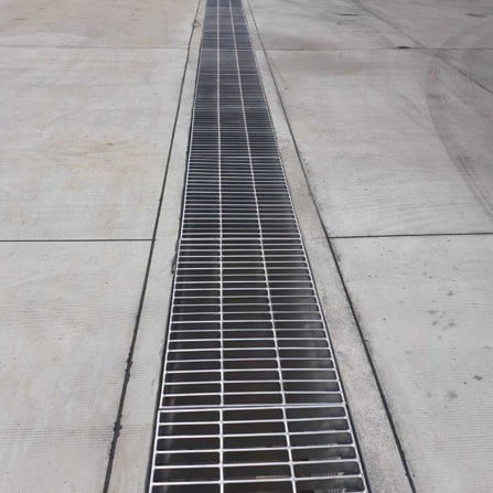 ตะแกรงรางน้ำเหล็ก ONGROUND 40x100x2.5 ซม. หนา 3 มม._1