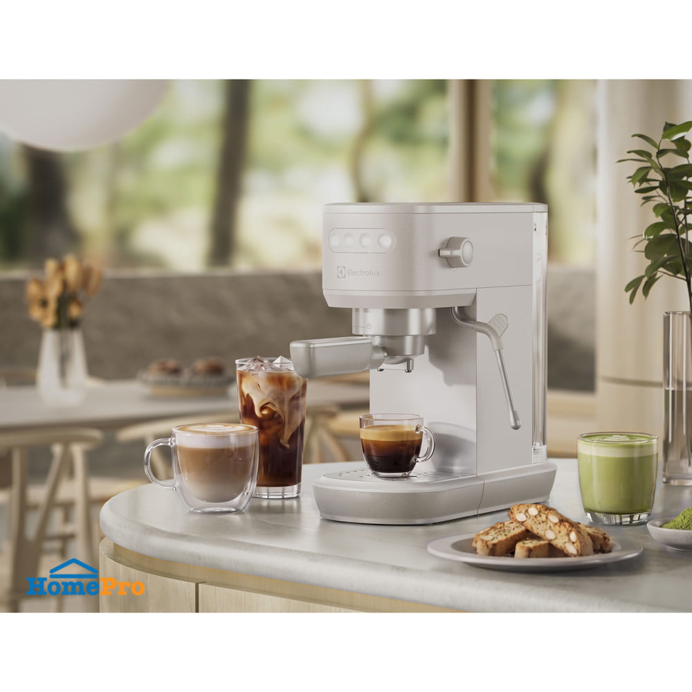 เครื่องชงกาแฟเอสเพรสโซ ELECTROLUX E6EC1-700W