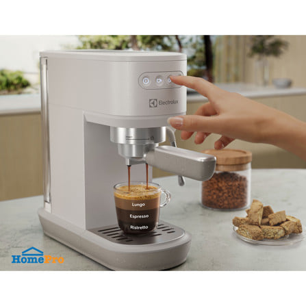 เครื่องชงกาแฟเอสเพรสโซ ELECTROLUX E6EC1-700W_5