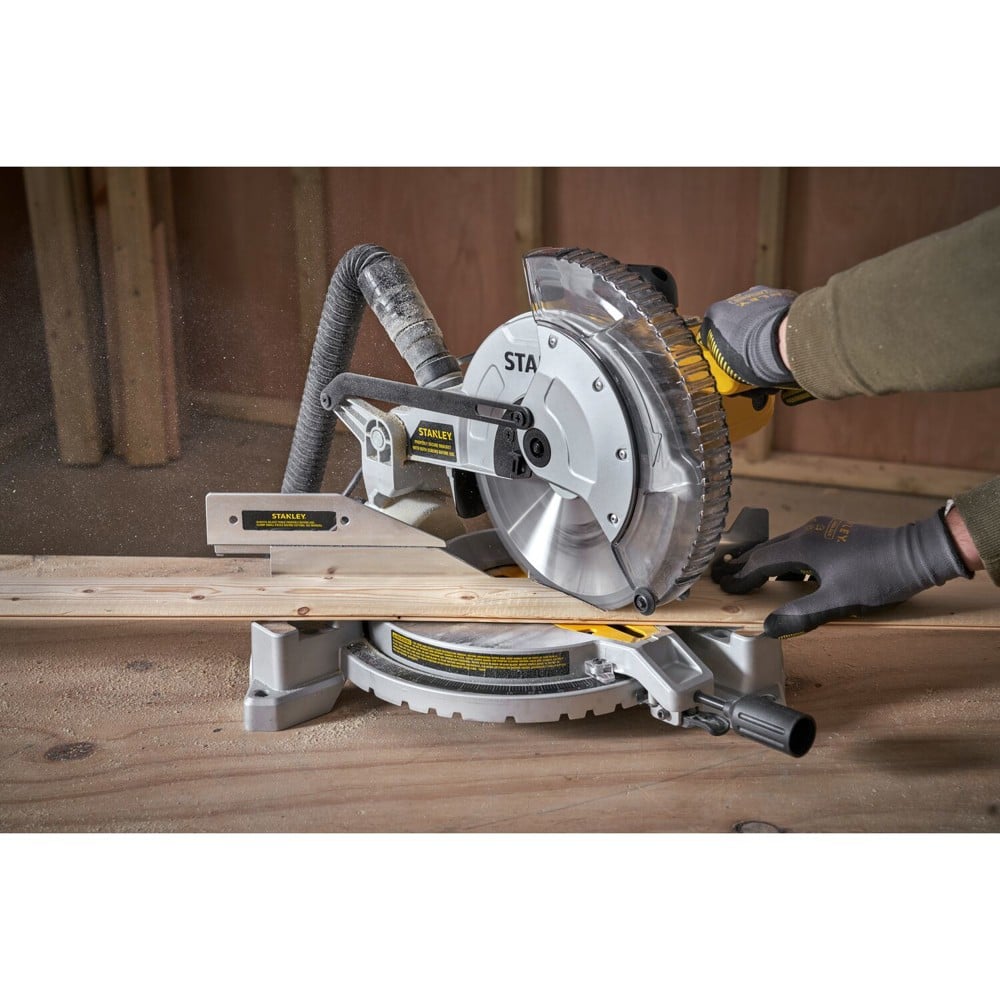 เครื่องเลื่อยองศา 10 นิ้ว STANLEY SM161S-B1 1,800 วัตต์