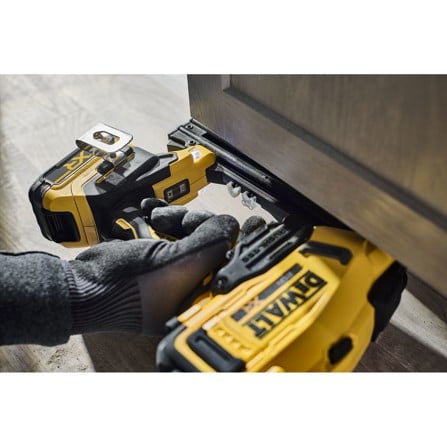 เครื่องยิงตะปูไร้สาย DEWALT DCN210B 18 โวลต์ (สูงสุด 20 โวลต์)_7
