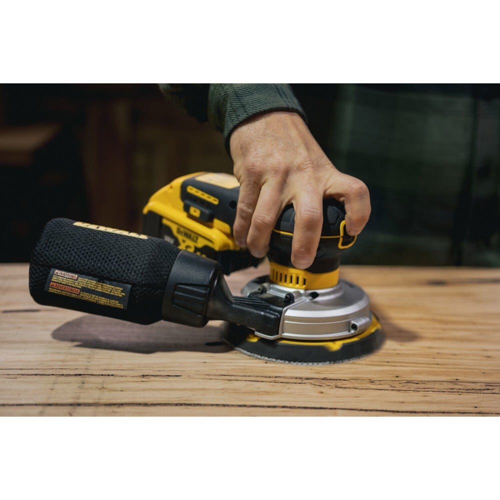 เครื่องขัดกระดาษทราย 6 นิ้ว DEWALT DCW230N-XJ 18 โวลต์ (สูงสุด 20 โวลต์)