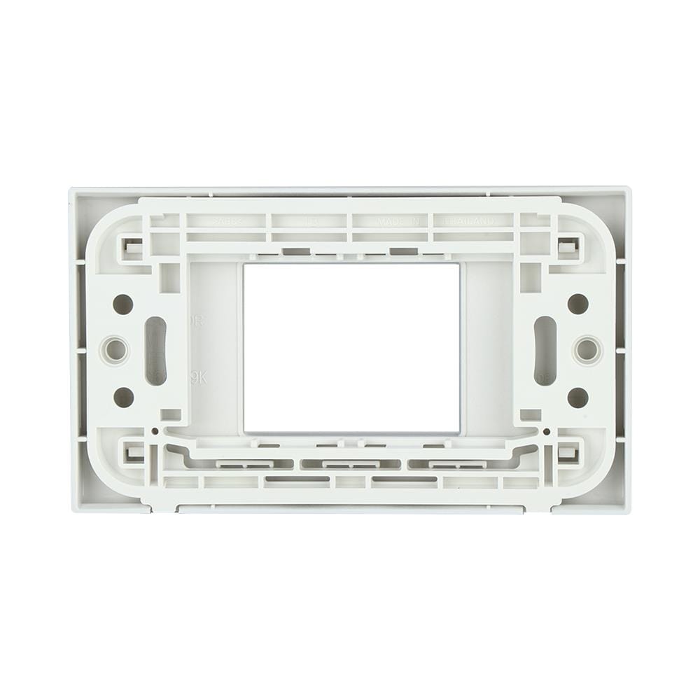 หน้ากาก 2 ช่องกลาง PANASONIC WEG68029MW สีเงิน
