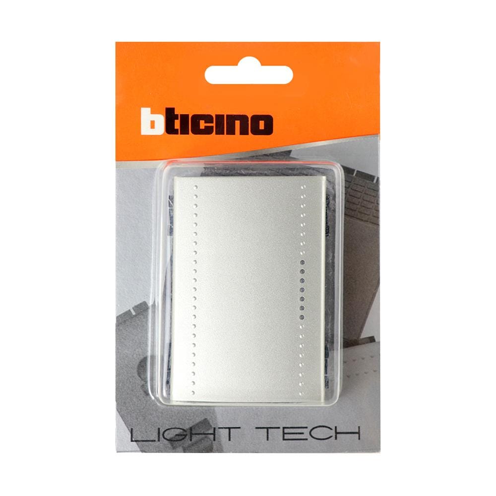 ฝาปิดช่องว่าง 3 ช่อง BTICINO LIVING LIGHT SNT4911K3F สีเงิน