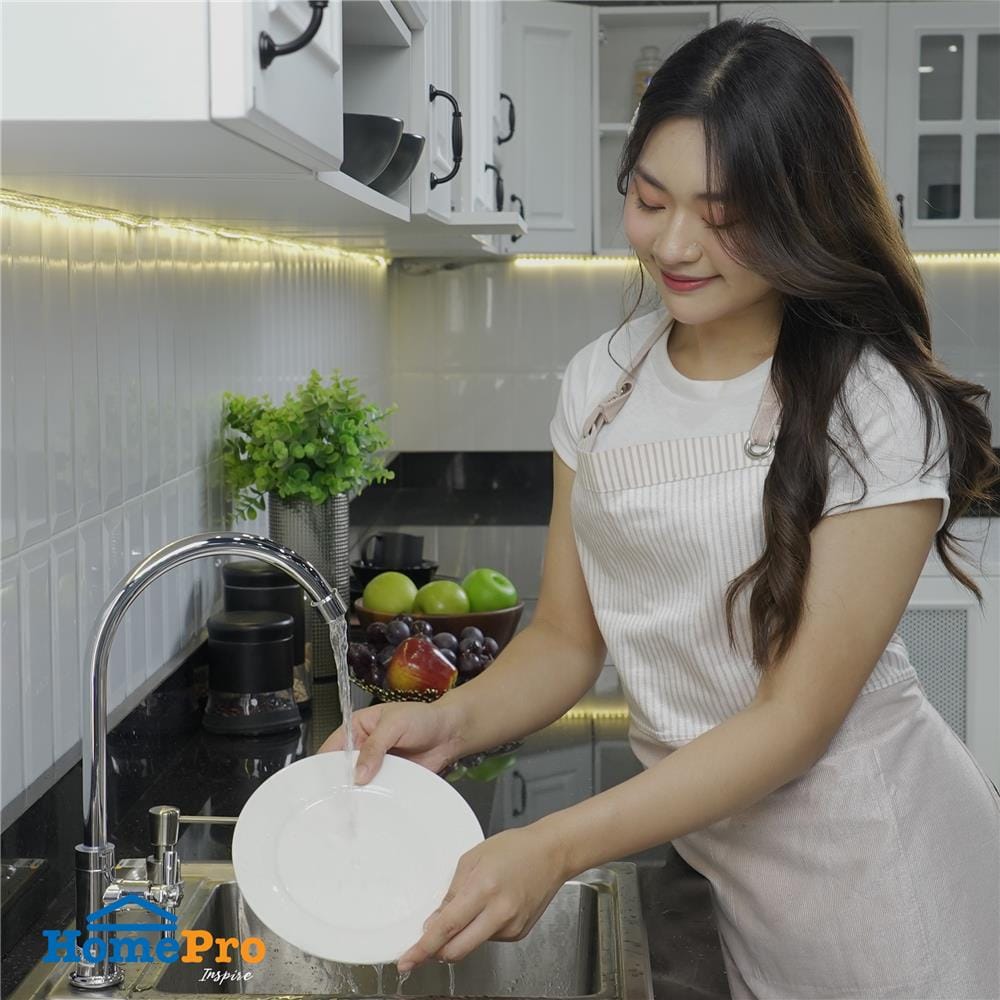 ก๊อกซิงค์เดี่ยวเคาน์เตอร์ MOYA PN-82C12 สีโครม