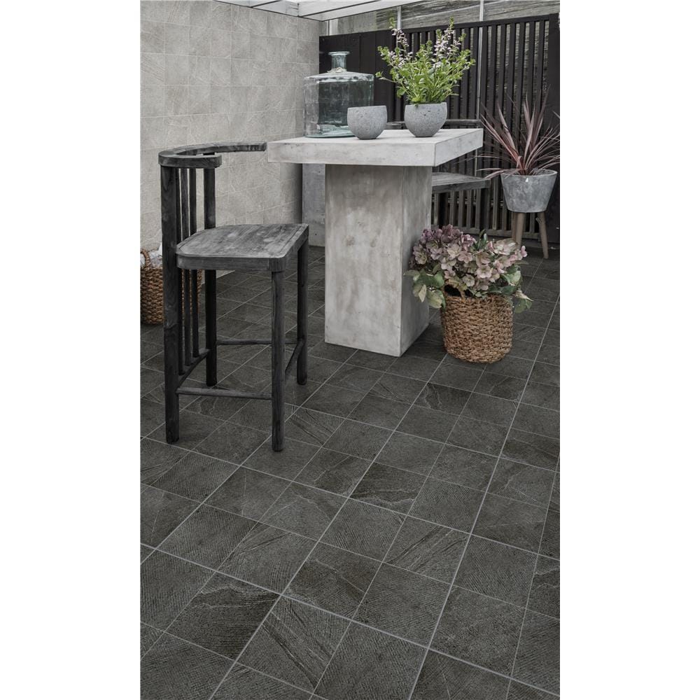 กระเบื้องพื้นพอร์ซเลน  16x16 นิ้ว COTTO คัตติ้ง สโตน ดำ PM