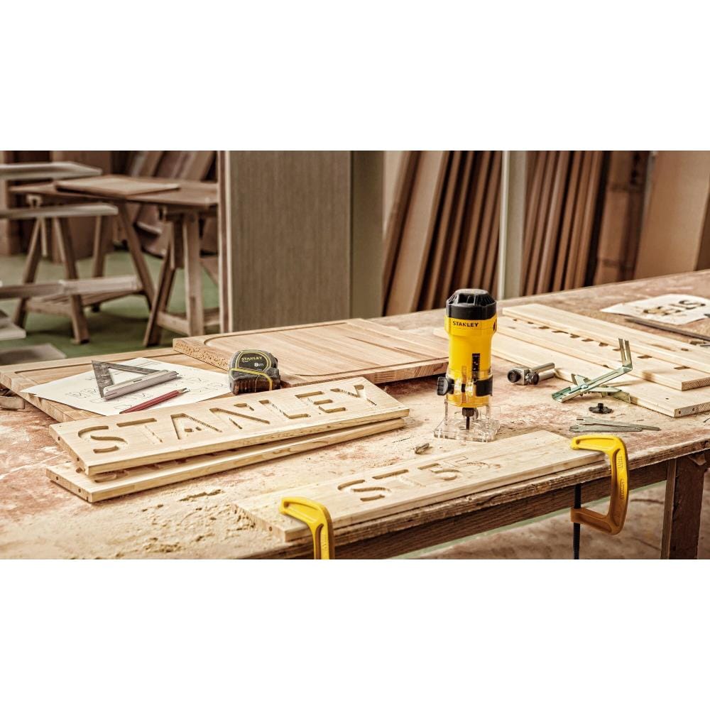 เครื่องเซาะร่อง STANLEY ST55-B1 550 วัตต์