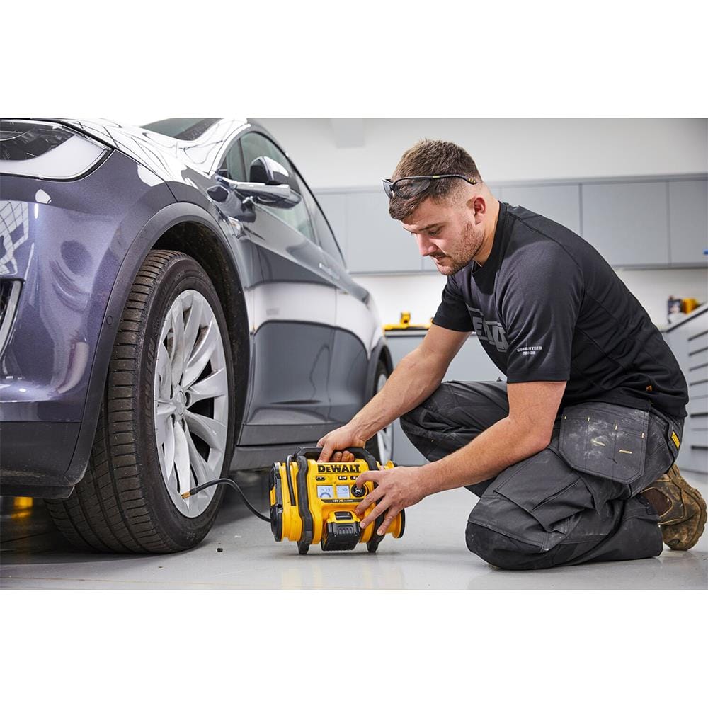 เครื่องสูบลมไร้สาย (เฉพาะตัวเครื่อง) DEWALT DCC018N-XJ 18 โวลต์