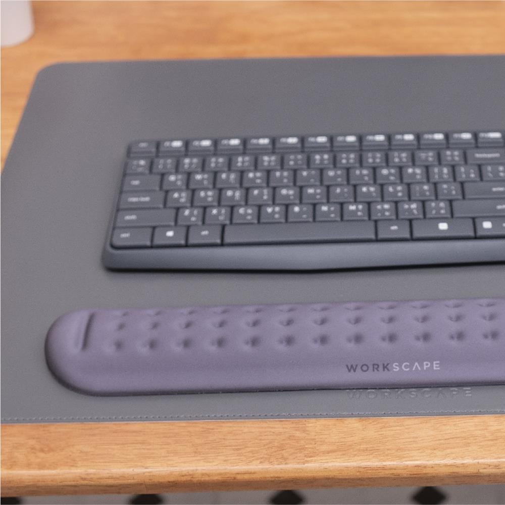 แผ่นรองโต๊ะทำงาน WORKSCAPE WAH-00013 สีเทา