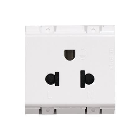 เต้ารับเดี่ยว 3 ขา มีม่านนิรภัย BTICINO BAMBOO AE2125TB สีขาว
