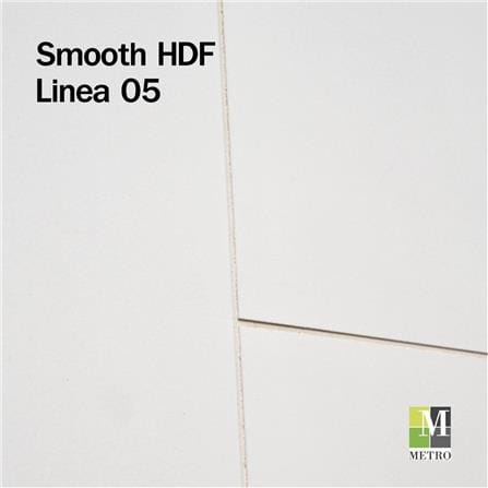 ประตูภายใน HDF METRO LINEA 05 80X200 ซม. สีขาว ไม่เจาะลูกบิด_1
