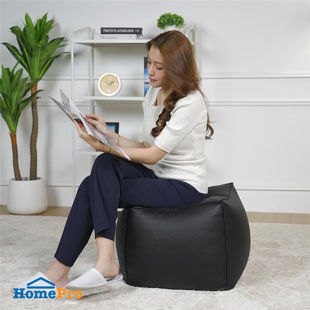 เบาะรองนั่ง HOME LIVING STYLE CUBE 17X17 นิ้ว สีดำ