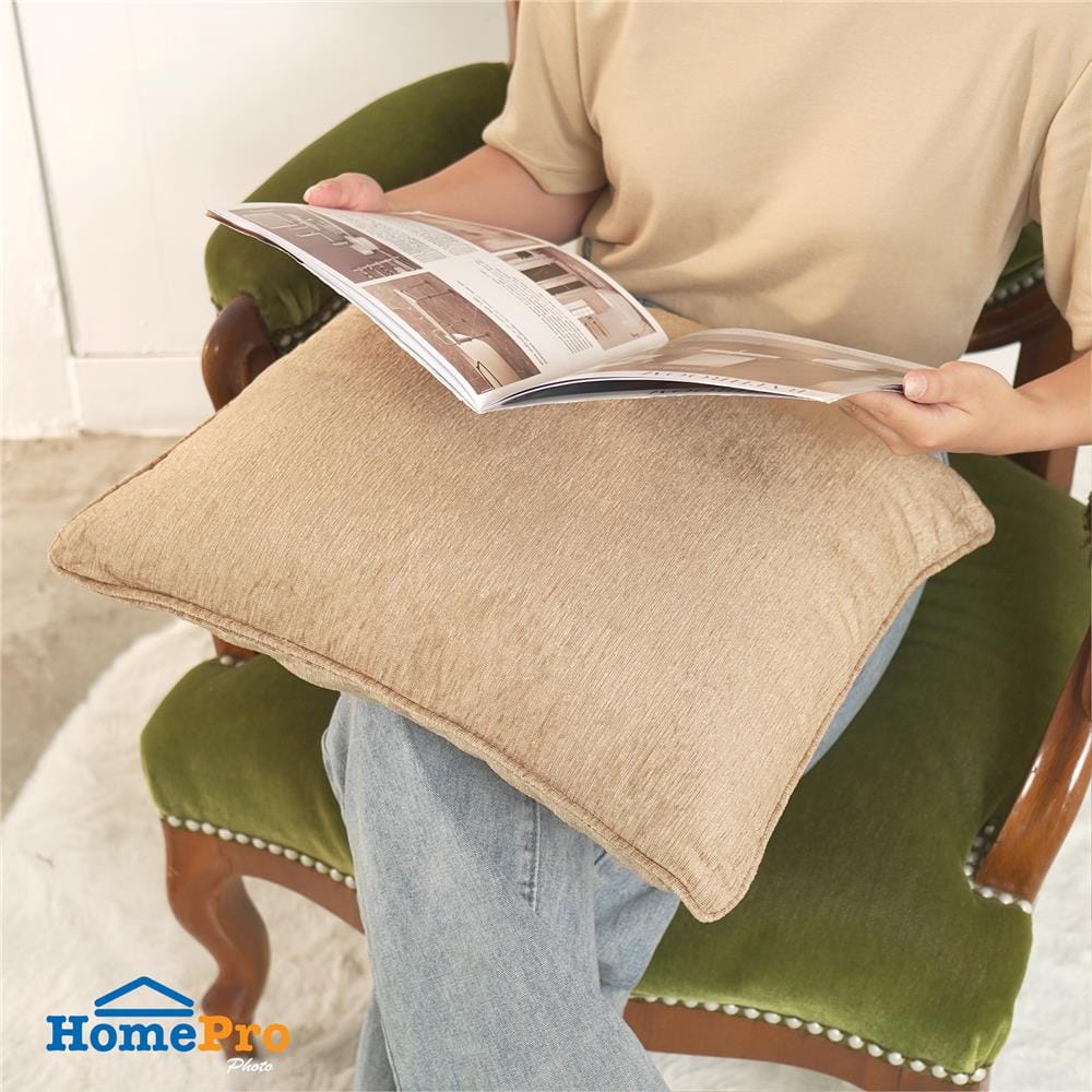 หมอนอิง HOME LIVING STYLE FLINT 18X18 นิ้ว สีน้ำตาล