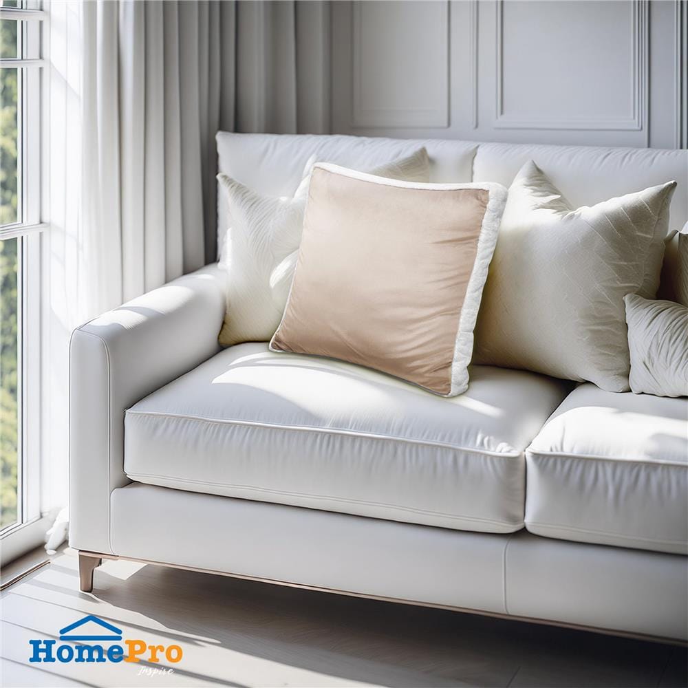 หมอนอิง HOME LIVING STYLE BOXY 18X18 นิ้ว สีน้ำตาล