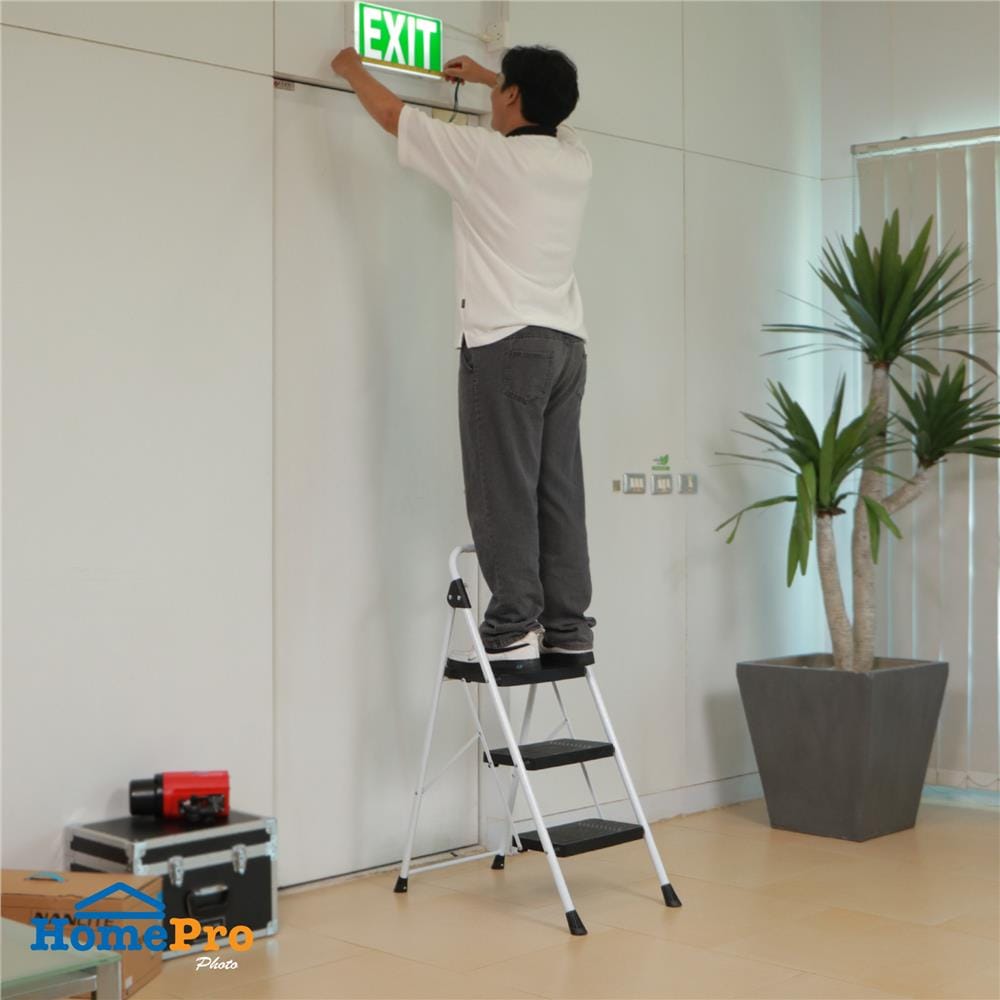 บันได STEP 3 ขั้น MATALL WK2226-3 สีขาว-ดำ
