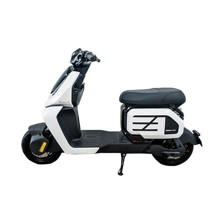 สกู๊ตเตอร์ไฟฟ้า ZEEHO AE2 สีขาว_0